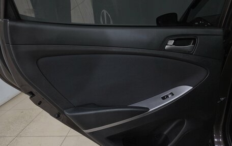 Hyundai Solaris II рестайлинг, 2016 год, 1 020 000 рублей, 17 фотография