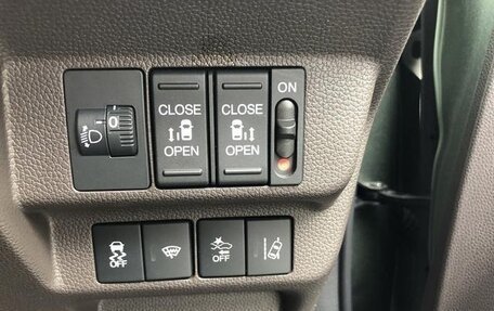 Honda Freed II, 2023 год, 1 240 000 рублей, 20 фотография