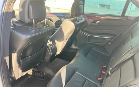 Mercedes-Benz E-Класс, 2013 год, 1 900 000 рублей, 8 фотография