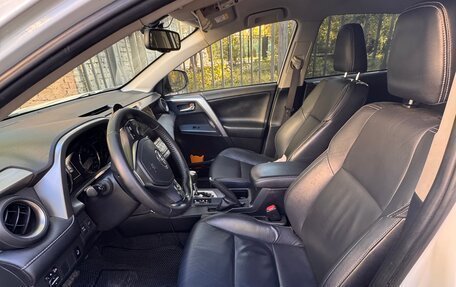 Toyota RAV4, 2017 год, 2 150 000 рублей, 7 фотография