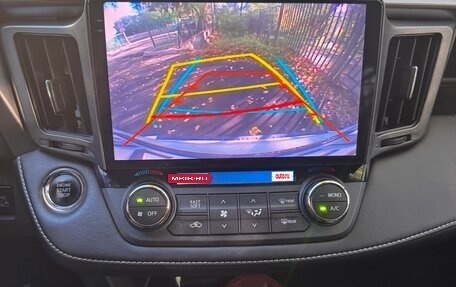 Toyota RAV4, 2017 год, 2 150 000 рублей, 11 фотография