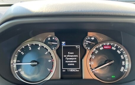 Toyota Land Cruiser Prado 150 рестайлинг 2, 2018 год, 5 990 000 рублей, 9 фотография