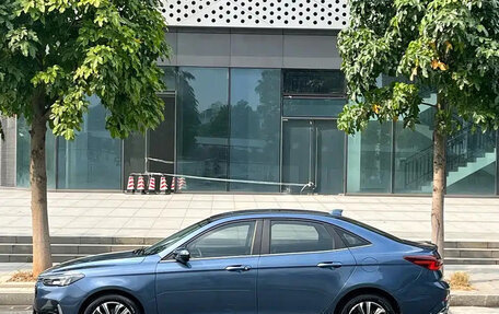 Ford Escort, 2022 год, 1 020 005 рублей, 6 фотография