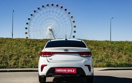 KIA Rio IV, 2018 год, 850 000 рублей, 4 фотография