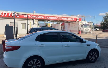 KIA Rio III рестайлинг, 2013 год, 830 000 рублей, 3 фотография