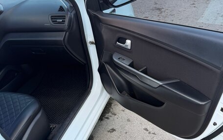 KIA Rio III рестайлинг, 2013 год, 830 000 рублей, 16 фотография