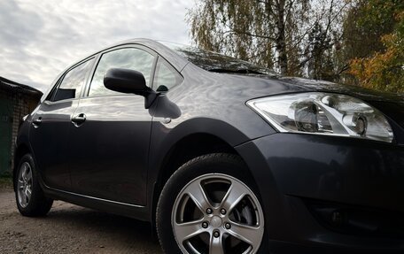 Toyota Auris II, 2007 год, 650 000 рублей, 3 фотография