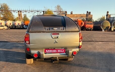 Mitsubishi L200 IV рестайлинг, 2007 год, 1 060 000 рублей, 4 фотография