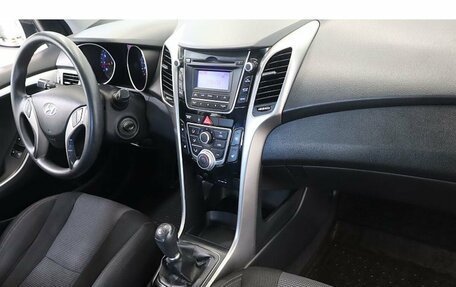 Hyundai i30 II рестайлинг, 2012 год, 620 000 рублей, 5 фотография