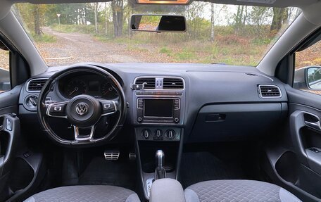 Volkswagen Polo VI (EU Market), 2018 год, 1 200 000 рублей, 11 фотография