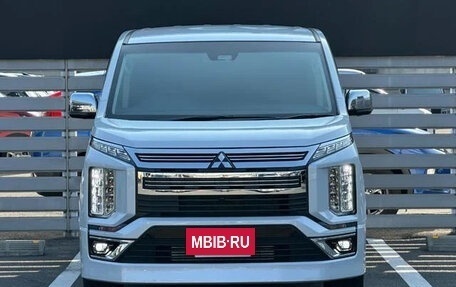Mitsubishi Delica D:5 I, 2023 год, 2 950 700 рублей, 5 фотография