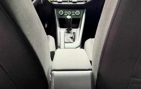 Volkswagen Polo, 2023 год, 970 000 рублей, 17 фотография