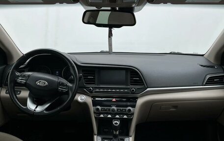 Hyundai Elantra VI рестайлинг, 2018 год, 1 314 900 рублей, 10 фотография