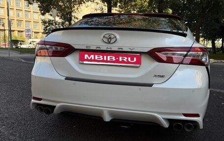 Toyota Camry, 2018 год, 2 250 000 рублей, 8 фотография