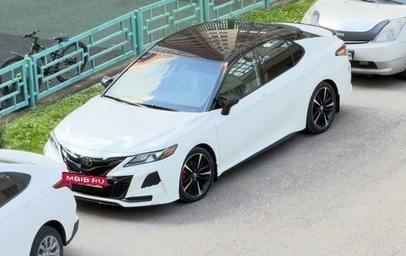 Toyota Camry, 2018 год, 2 250 000 рублей, 11 фотография