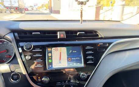 Toyota Camry, 2018 год, 2 250 000 рублей, 23 фотография