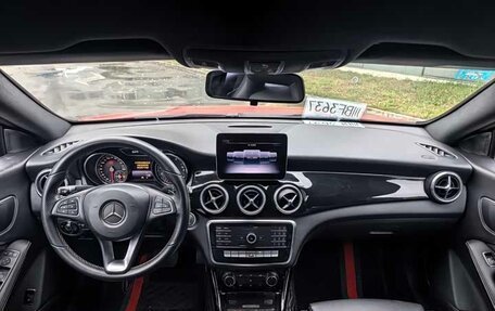 Mercedes-Benz CLA, 2018 год, 1 590 000 рублей, 10 фотография