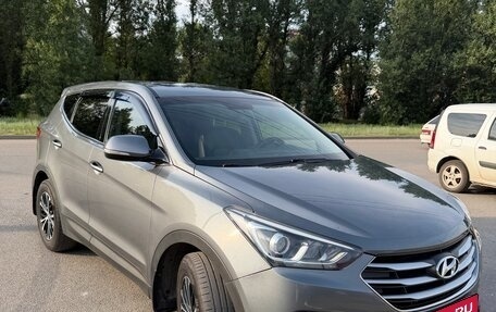Hyundai Santa Fe III рестайлинг, 2017 год, 2 180 000 рублей, 2 фотография