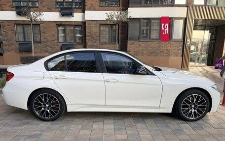BMW 3 серия, 2017 год, 2 450 000 рублей, 6 фотография