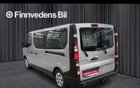 Renault Trafic, 2023 год, 4 342 000 рублей, 2 фотография