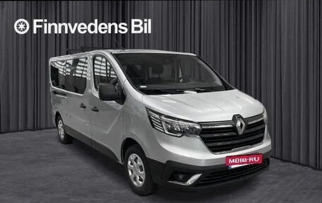 Renault Trafic, 2023 год, 4 342 000 рублей, 3 фотография