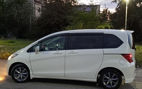 Honda Freed I, 2009 год, 1 120 000 рублей, 4 фотография