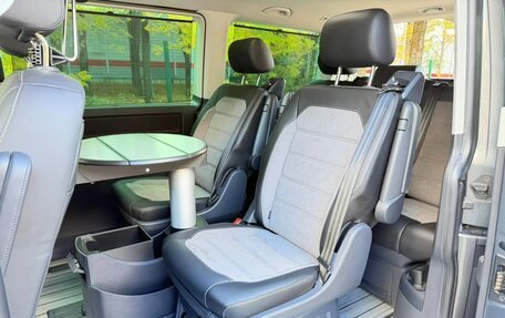 Volkswagen Multivan T6 рестайлинг, 2022 год, 8 900 000 рублей, 16 фотография