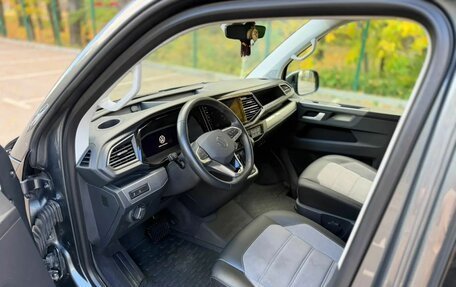 Volkswagen Multivan T6 рестайлинг, 2022 год, 8 900 000 рублей, 19 фотография