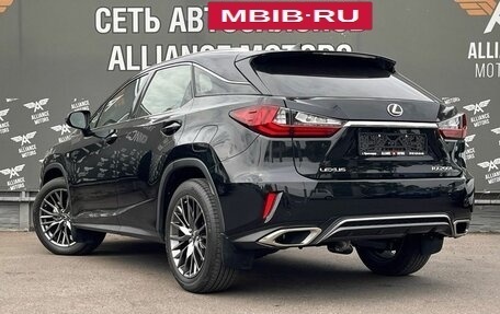 Lexus RX IV рестайлинг, 2017 год, 4 500 000 рублей, 5 фотография