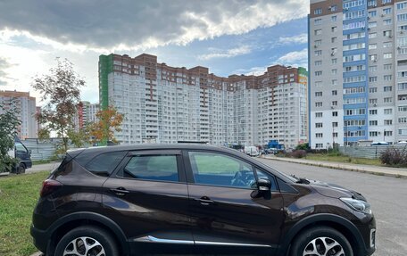 Renault Kaptur I рестайлинг, 2017 год, 1 425 000 рублей, 8 фотография