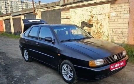 Volkswagen Polo III рестайлинг, 1997 год, 3 фотография