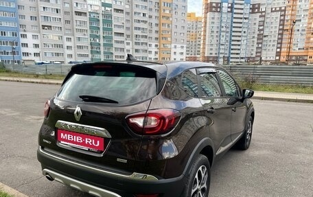 Renault Kaptur I рестайлинг, 2017 год, 1 425 000 рублей, 7 фотография