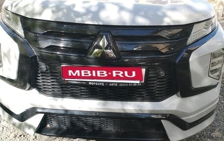 Mitsubishi Pajero Sport III рестайлинг, 2020 год, 3 900 000 рублей, 14 фотография