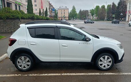 Renault Sandero II рестайлинг, 2019 год, 750 000 рублей, 4 фотография