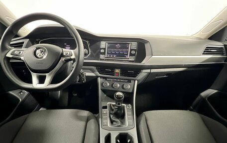 Volkswagen Jetta VI, 2018 год, 1 740 000 рублей, 13 фотография