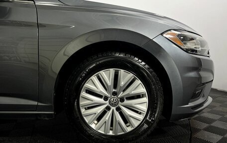 Volkswagen Jetta VI, 2018 год, 1 740 000 рублей, 22 фотография