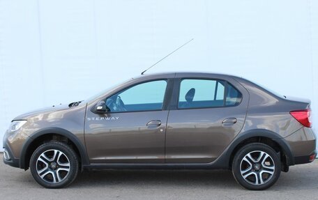 Renault Logan II, 2018 год, 1 135 000 рублей, 4 фотография