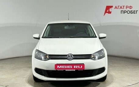Volkswagen Polo VI (EU Market), 2011 год, 690 000 рублей, 2 фотография