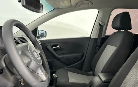 Volkswagen Polo VI (EU Market), 2011 год, 690 000 рублей, 22 фотография