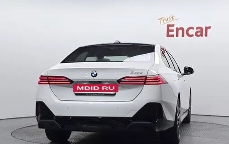 BMW 5 серия, 2026 год, 7 200 000 рублей, 4 фотография