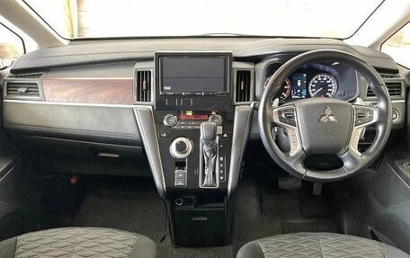 Mitsubishi Delica D:5 I, 2022 год, 3 430 000 рублей, 7 фотография