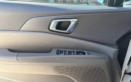 KIA Carnival, 2024 год, 4 826 631 рублей, 9 фотография