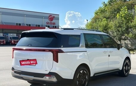 KIA Carnival, 2024 год, 4 826 631 рублей, 4 фотография