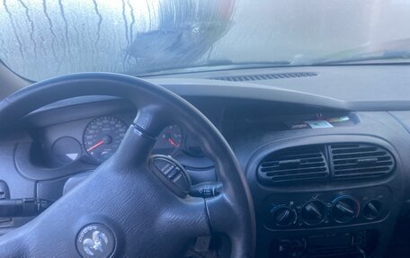 Dodge Neon II, 2002 год, 110 000 рублей, 6 фотография
