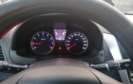 Hyundai Solaris II рестайлинг, 2012 год, 750 000 рублей, 4 фотография