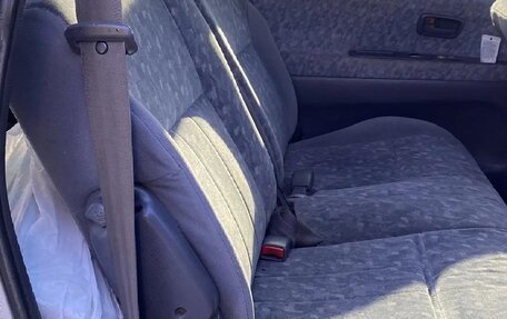 Toyota Ipsum II, 1998 год, 500 000 рублей, 9 фотография