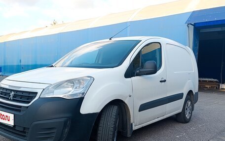 Peugeot Partner II рестайлинг 2, 2016 год, 750 000 рублей, 1 фотография