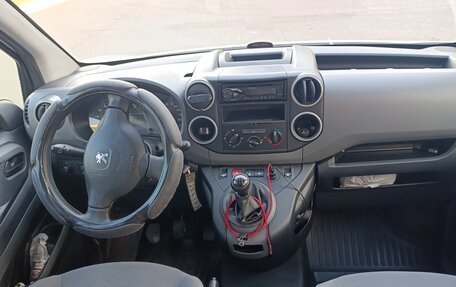 Peugeot Partner II рестайлинг 2, 2016 год, 750 000 рублей, 9 фотография