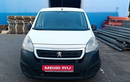 Peugeot Partner II рестайлинг 2, 2016 год, 750 000 рублей, 3 фотография