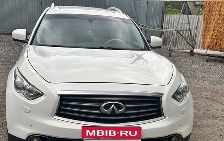 Infiniti FX II, 2012 год, 1 320 000 рублей, 1 фотография